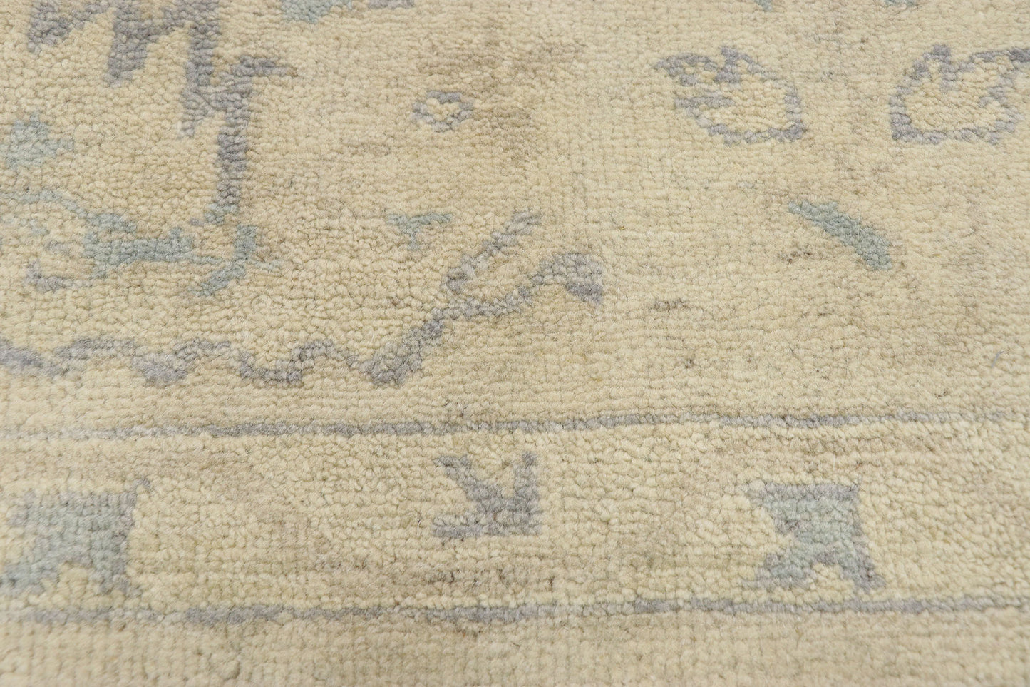 8 x 10 Vintage-Inspired Oushak Rug 30201