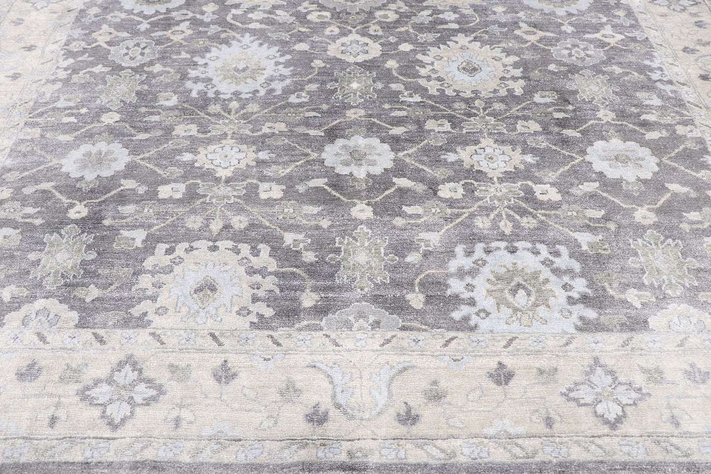 8 x 10 Transitional Oushak Silk Rug 30247