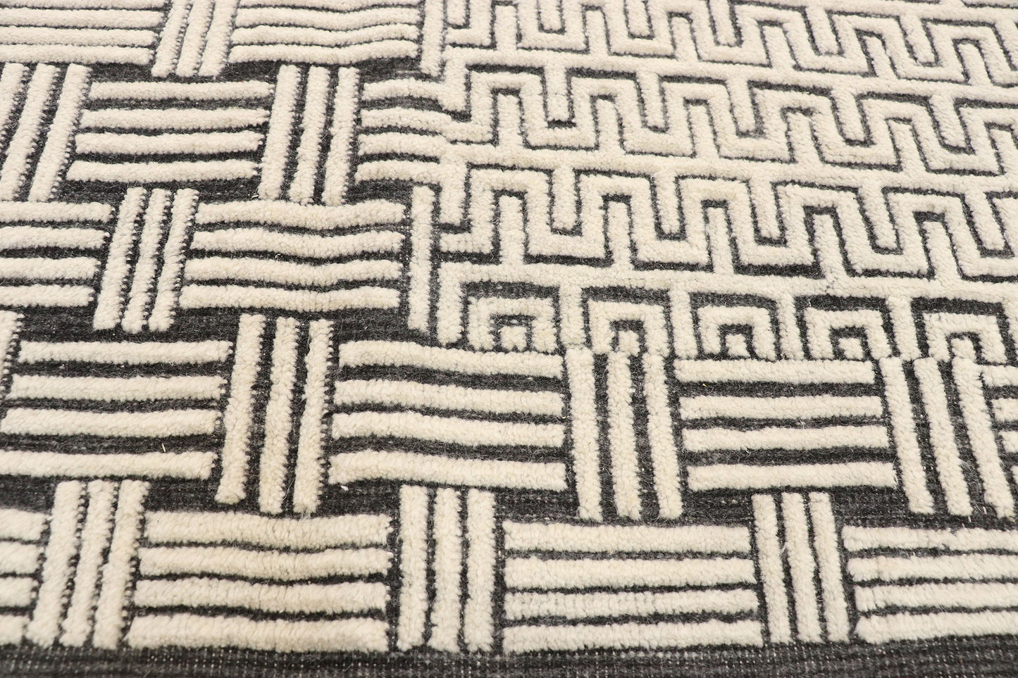 10 x 14 Contemporary Area Rug 30523
