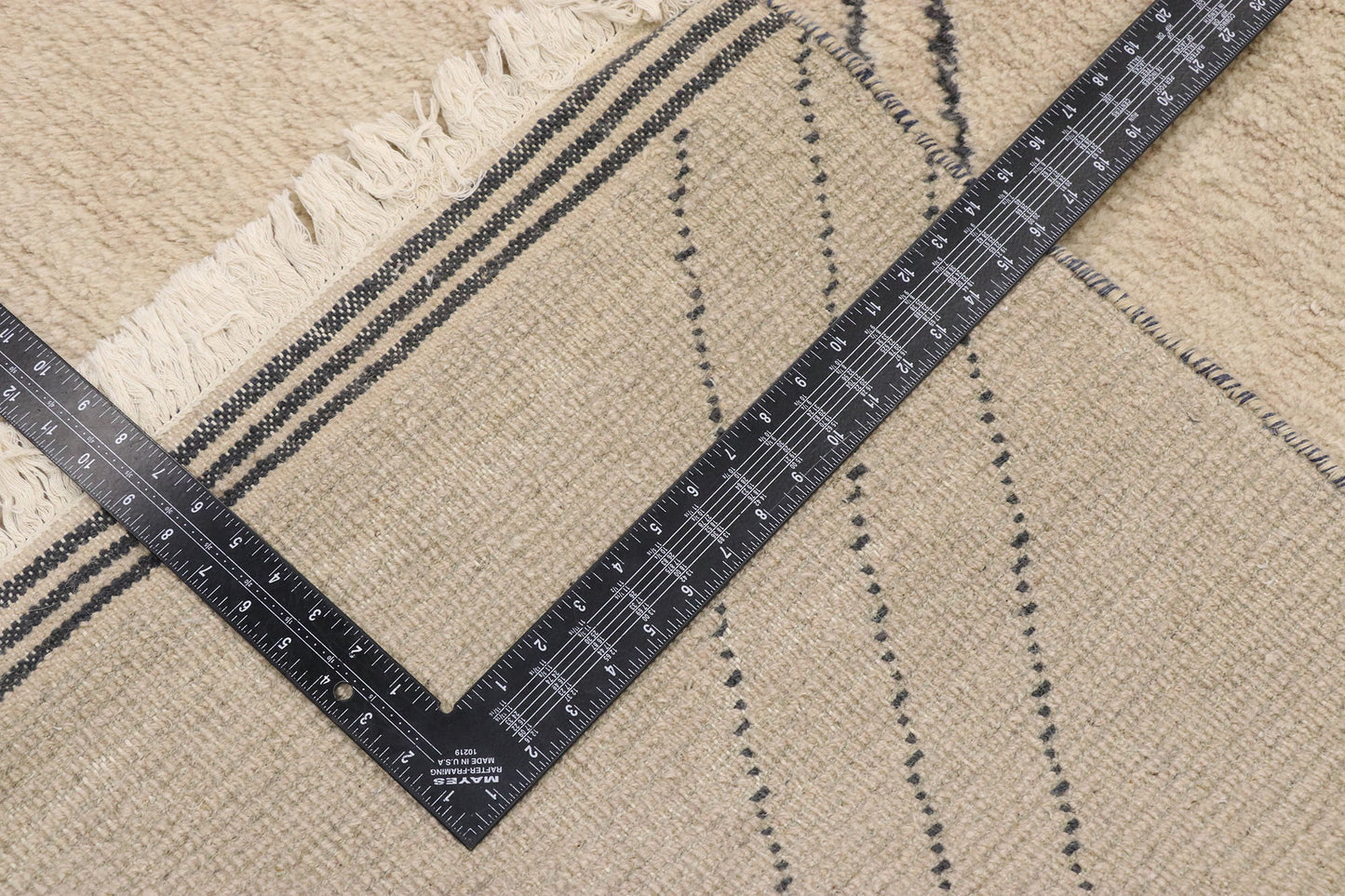9 x 12 Contemporary Moroccan Rug 30537