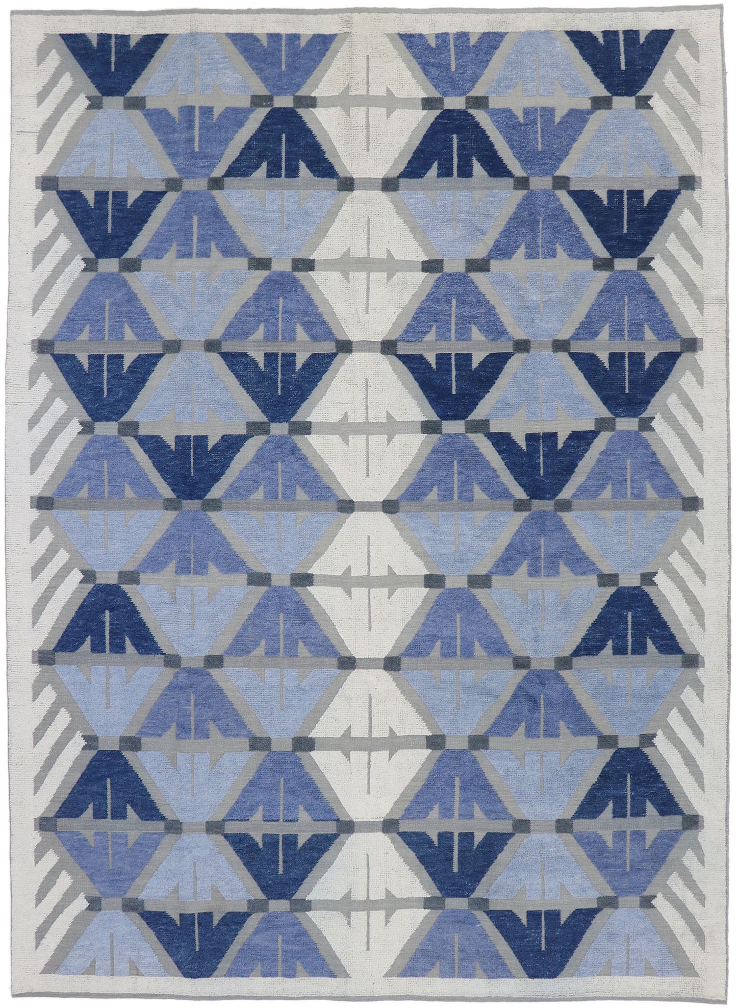 10 x 14 Geometric High-Low Rug 30559