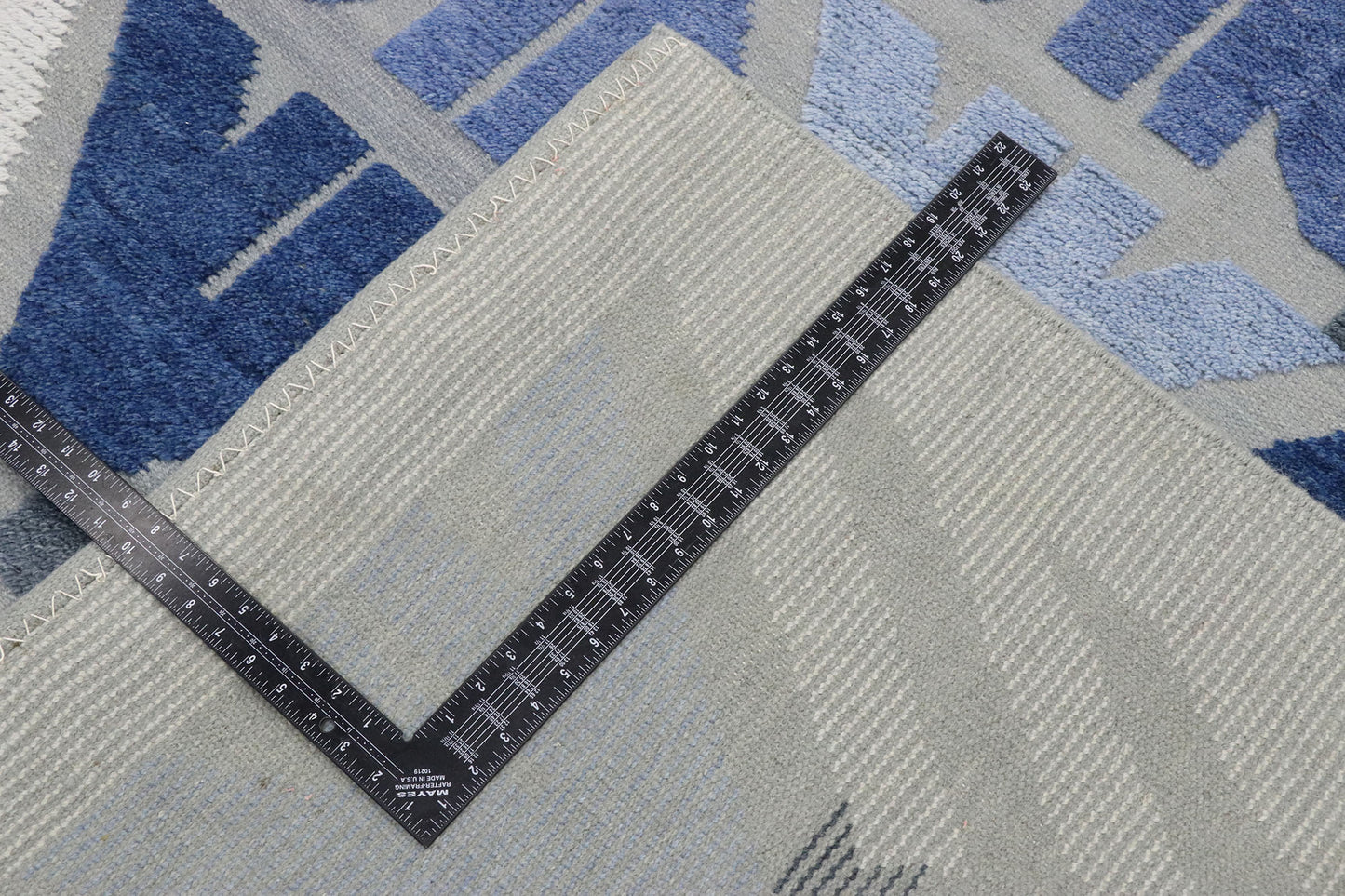 9 x 12 Geometric High-Low Rug 30589