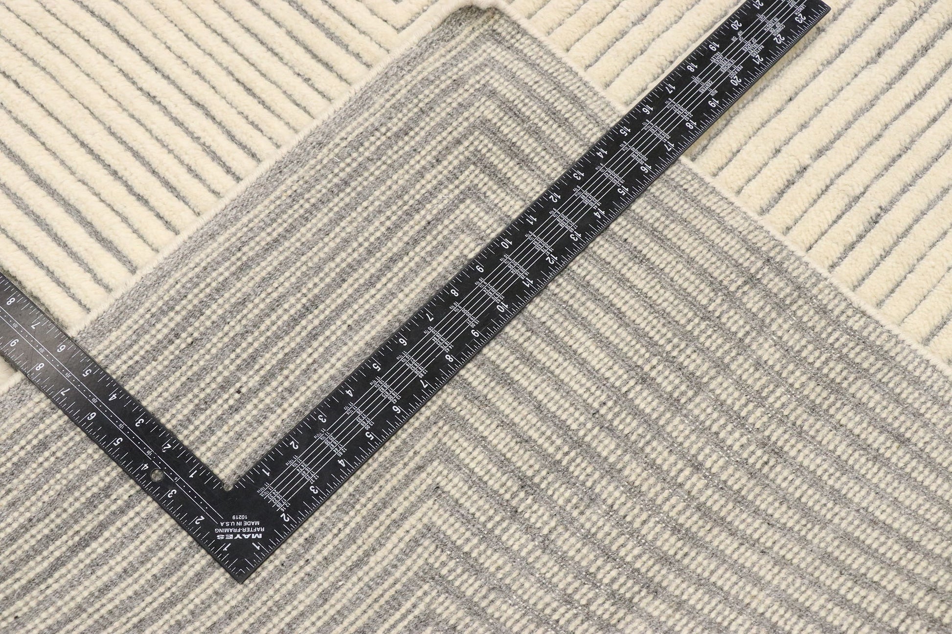 9 x 12 Moroccan High-Low Rug 30613