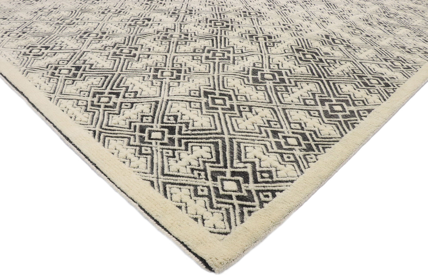 8 x 10 Contemporary High-Low Rug 30614