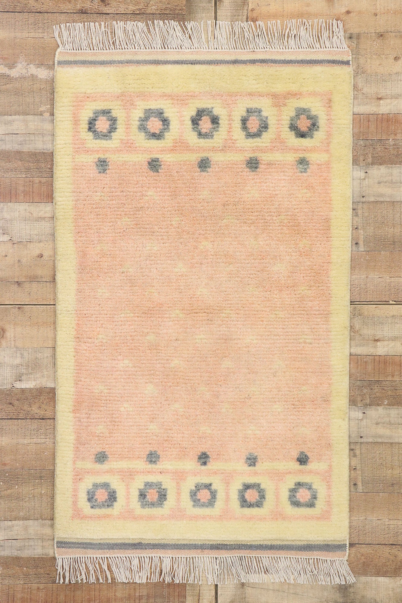 3 x 5 Swedish Pink Moroccan Rug 30615