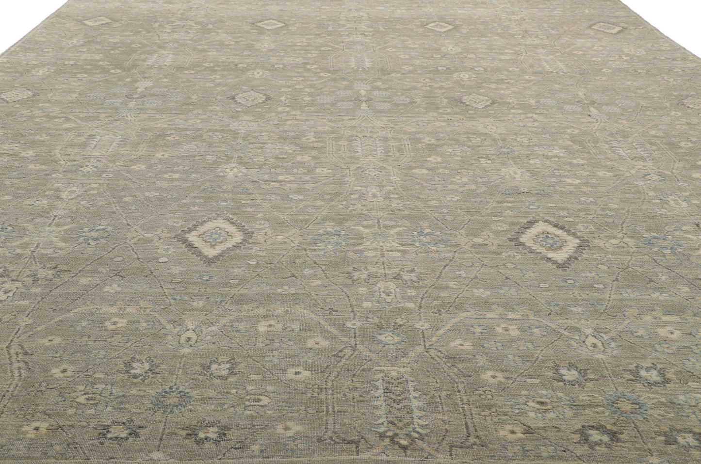 9 x 14 Vintage-Inspired Distressed Rug 30712