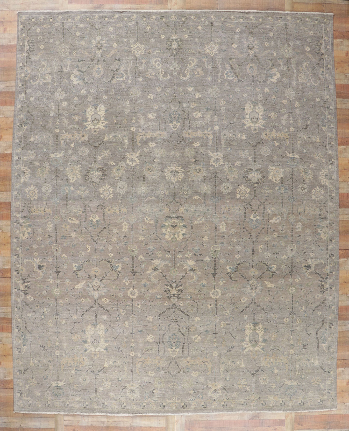 12 x 15 Vintage-Inspired Distressed Rug 30718