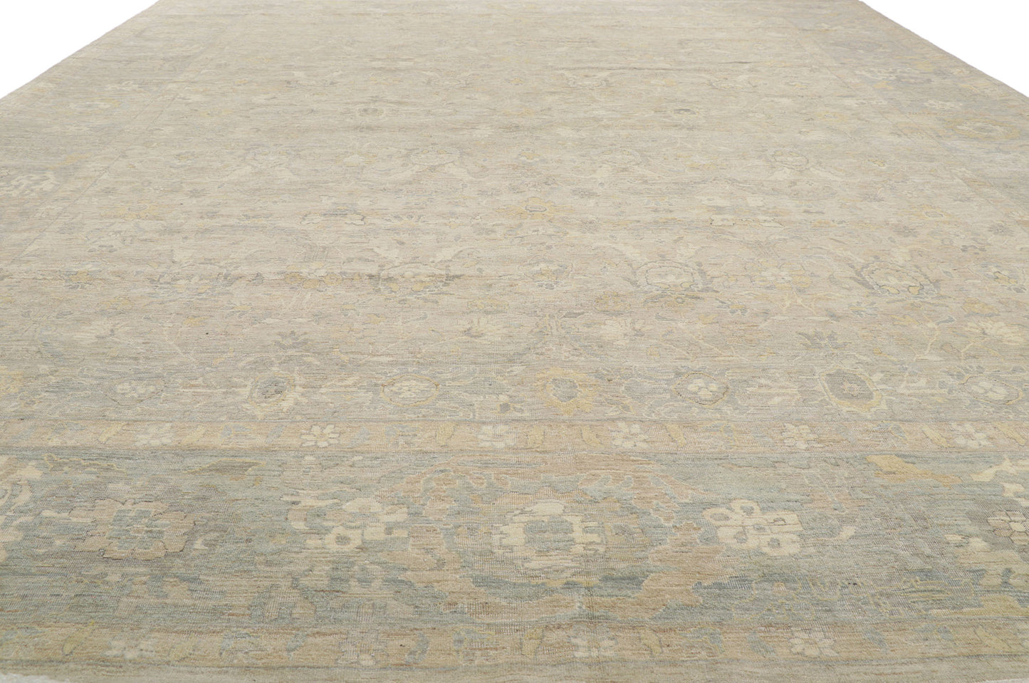 12 x 15 Vintage-Inspired Distressed Rug 30719