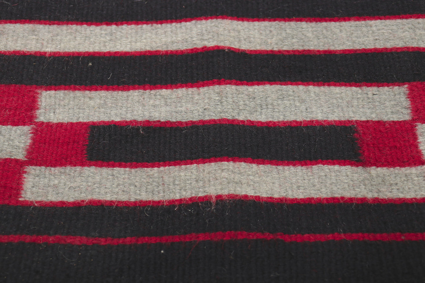 3 x 5 Vintage Navajo Blanket Rug 78423