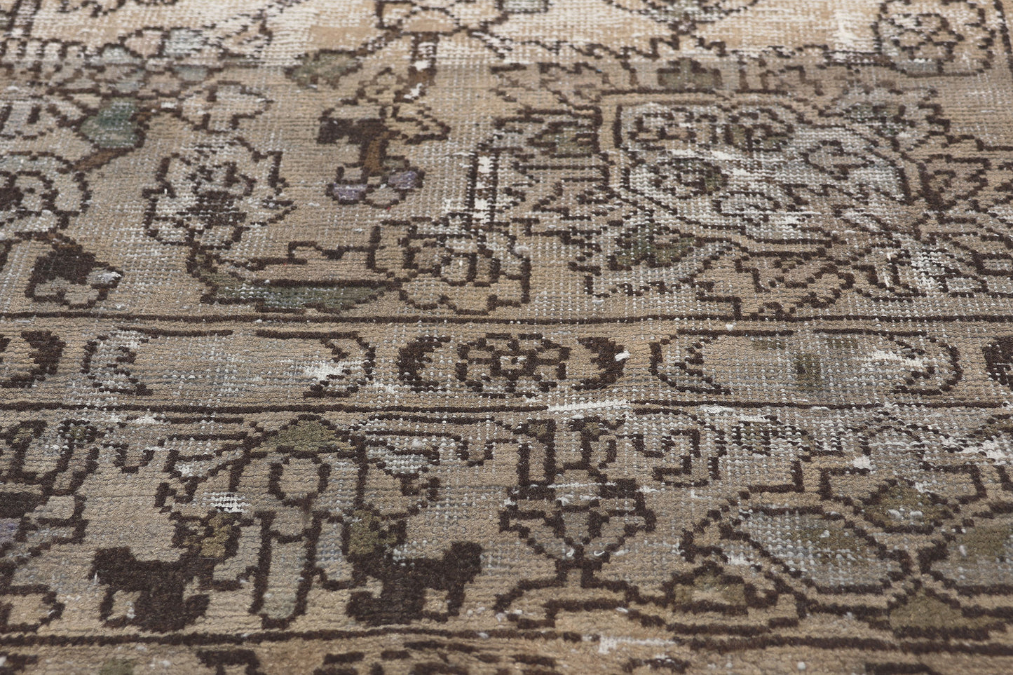 3 x 7 Antique Persian Bakhtiari Rug 78603