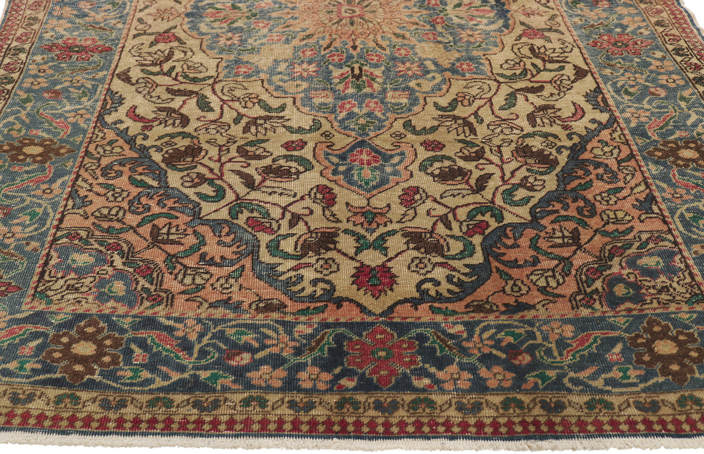 4 x 7 Vintage Sivas Rug 50246
