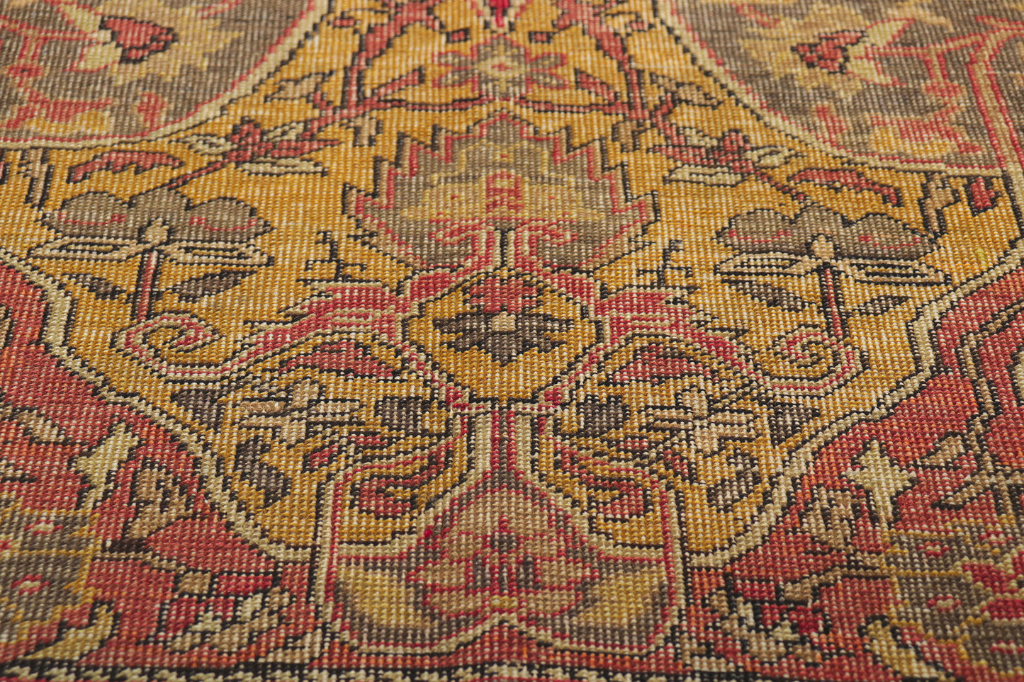5 x 8 Vintage Turkish Sivas Rug 50572