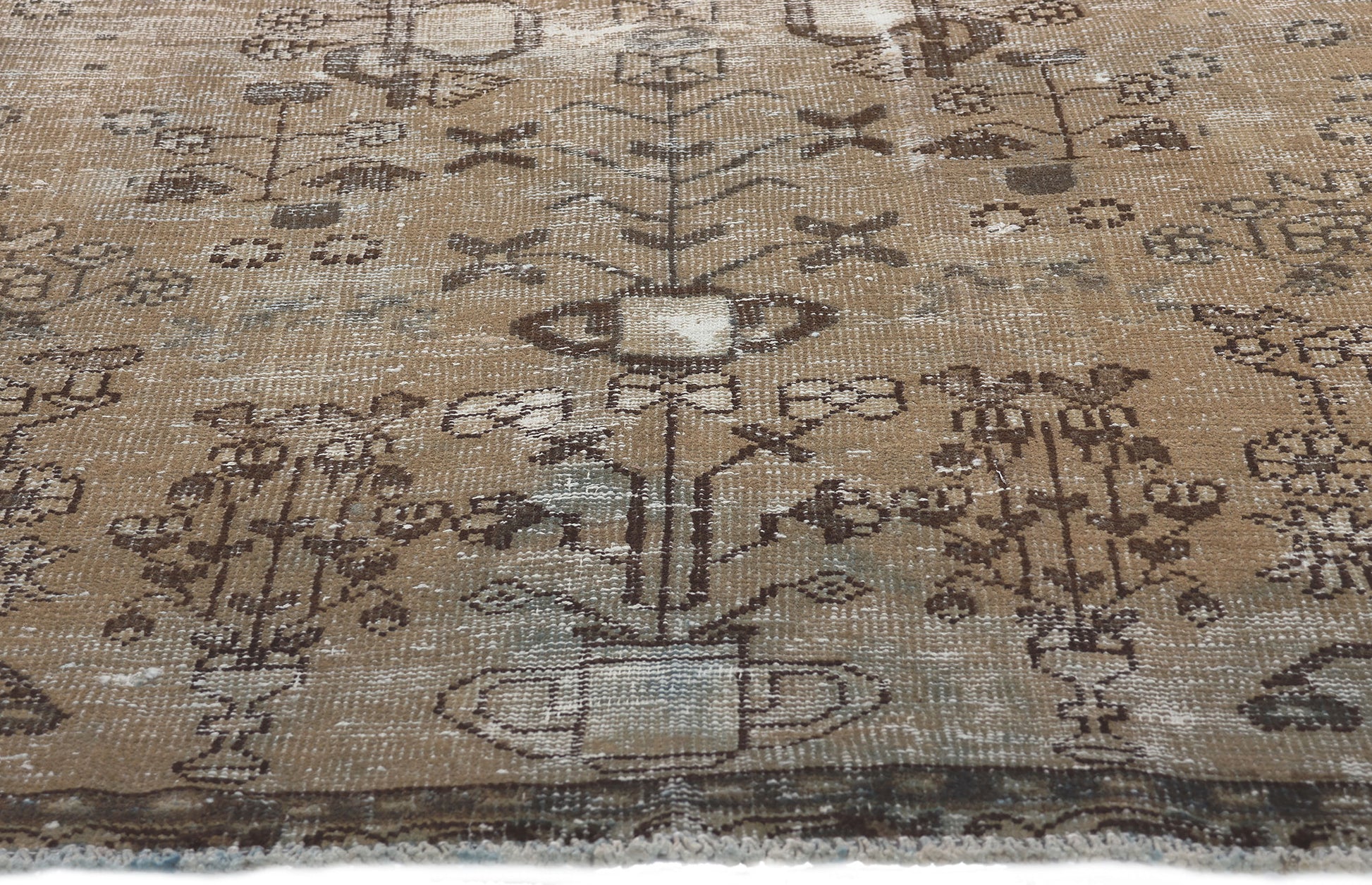 4 x 6 Antique Persian Bakhtiari Rug 78572