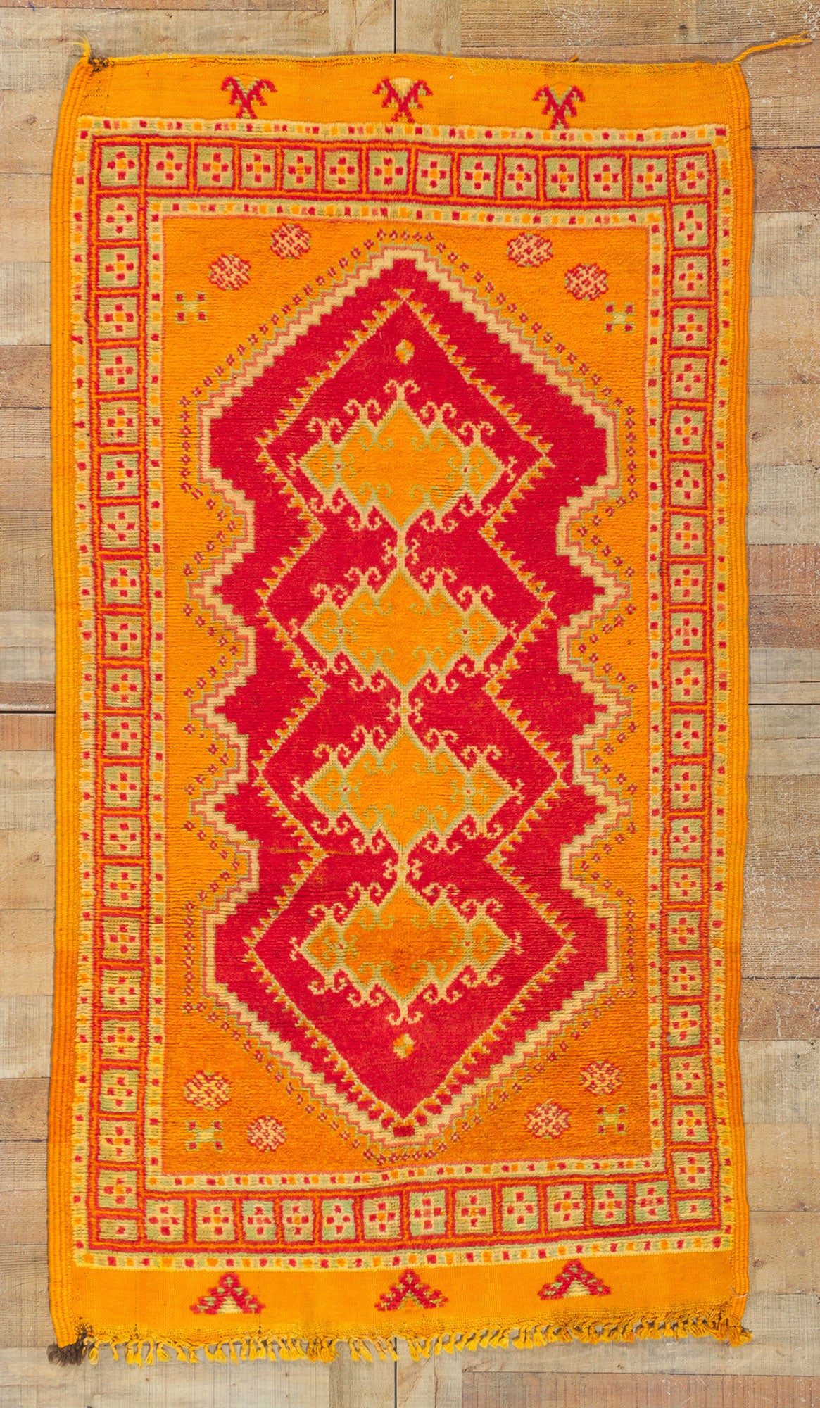 4 x 6 Vintage Moroccan Rug 74570