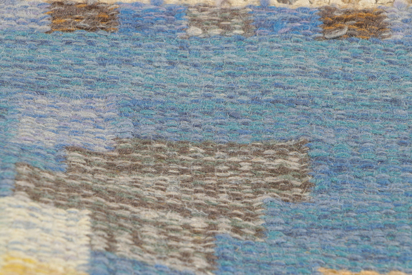 5 x 7 Vintage Swedish Kilim Rollakan Rug 78497