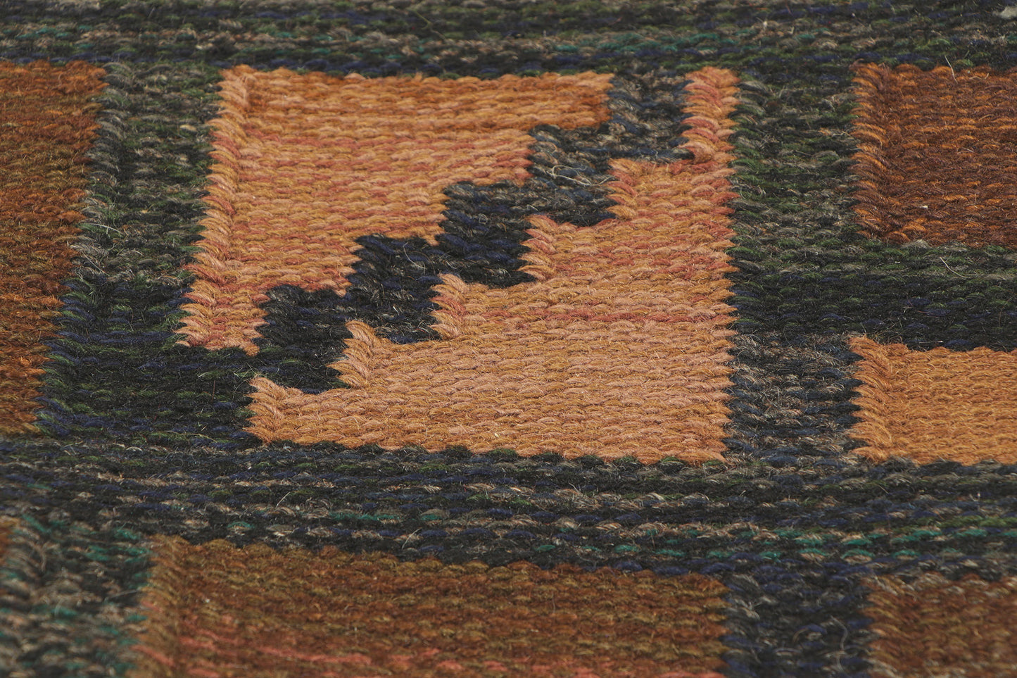 5 x 7 Irma Kronlund Vintage Swedish Rollakan Rug 78486