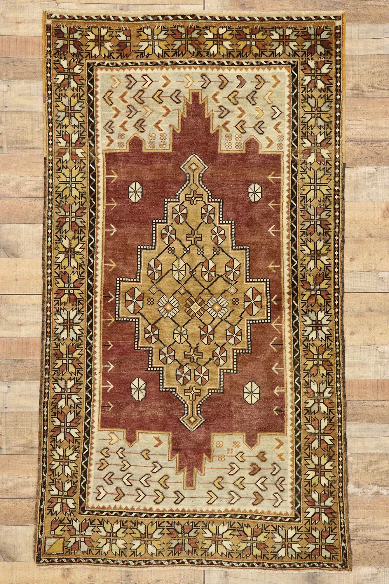 4 x 7 Vintage Turkish Oushak Rug 50176