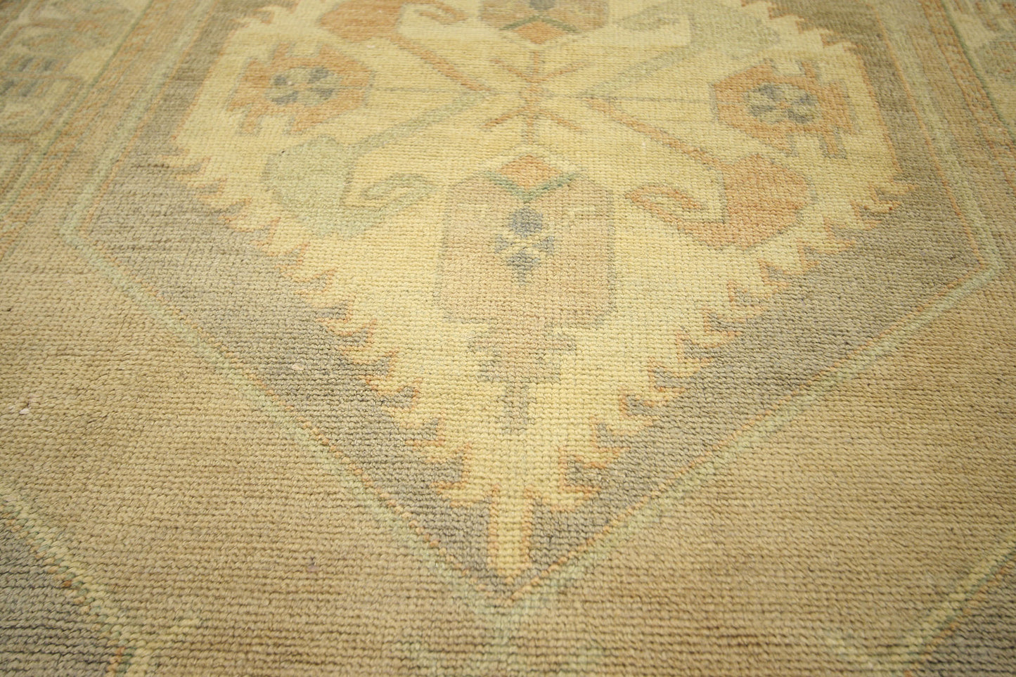 3 x 10 Vintage Oushak Rug 50394