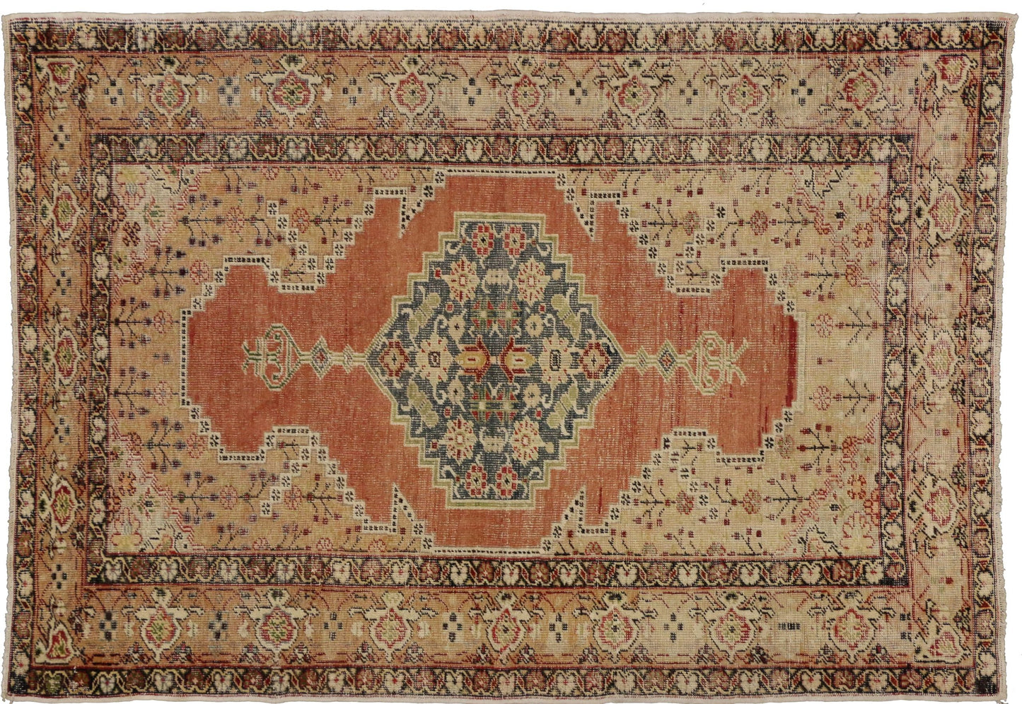 4 x 6 Antique Sivas Rug 50637
