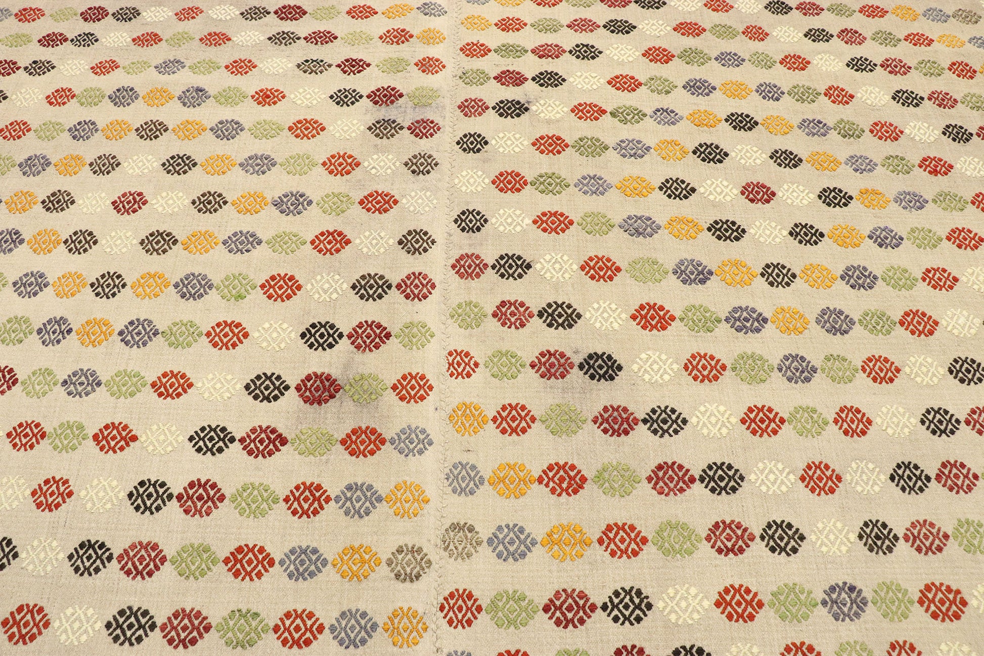 6 x 9 Vintage Turkish Kilim Rug 50770