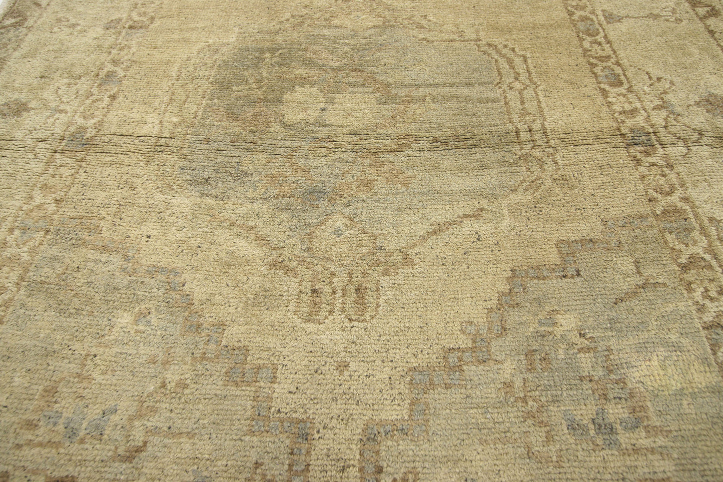 4 x 10 Vintage Turkish Oushak Rug 50837