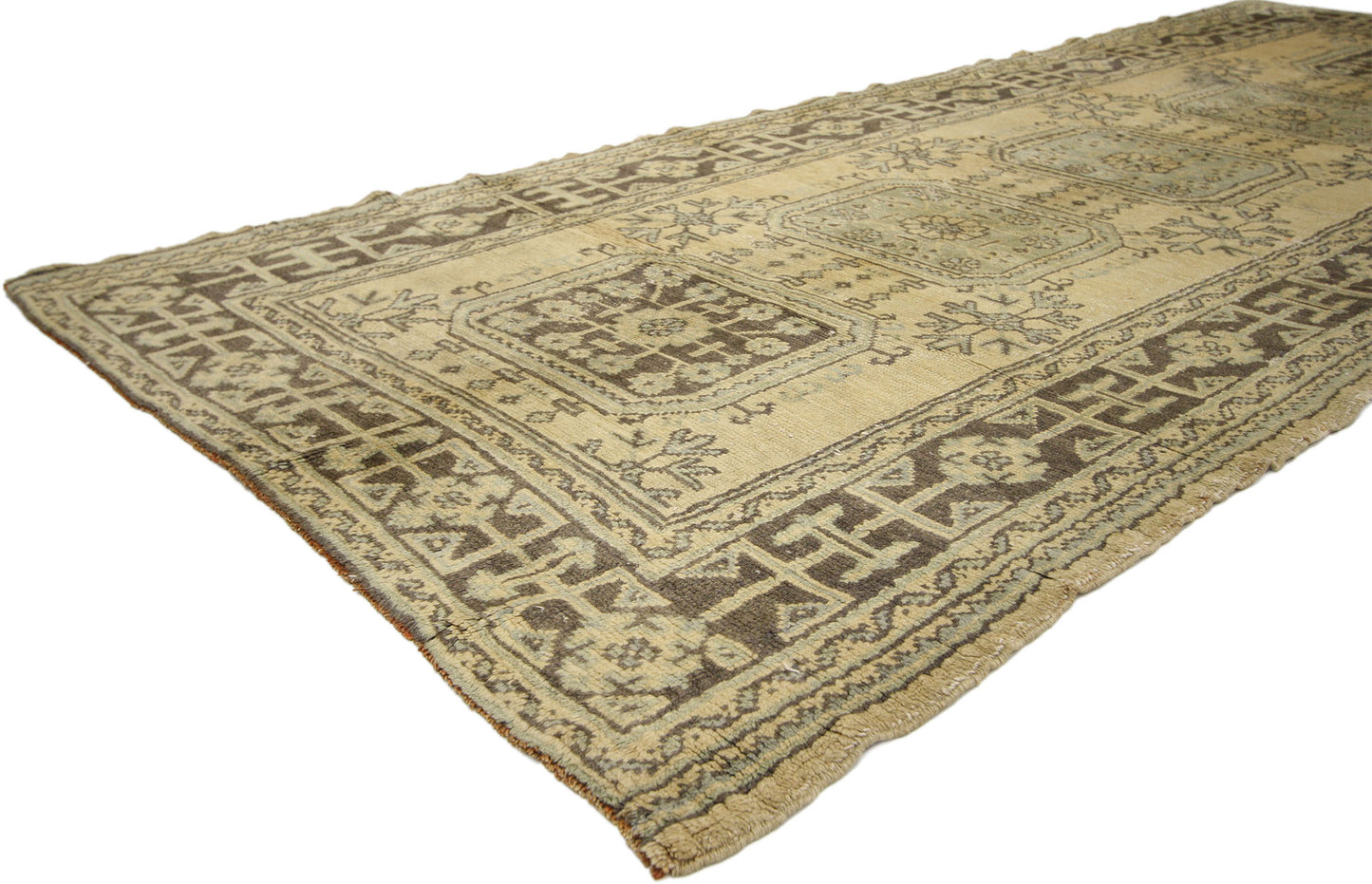 5 x 11 Vintage Turkish Oushak Rug 51140