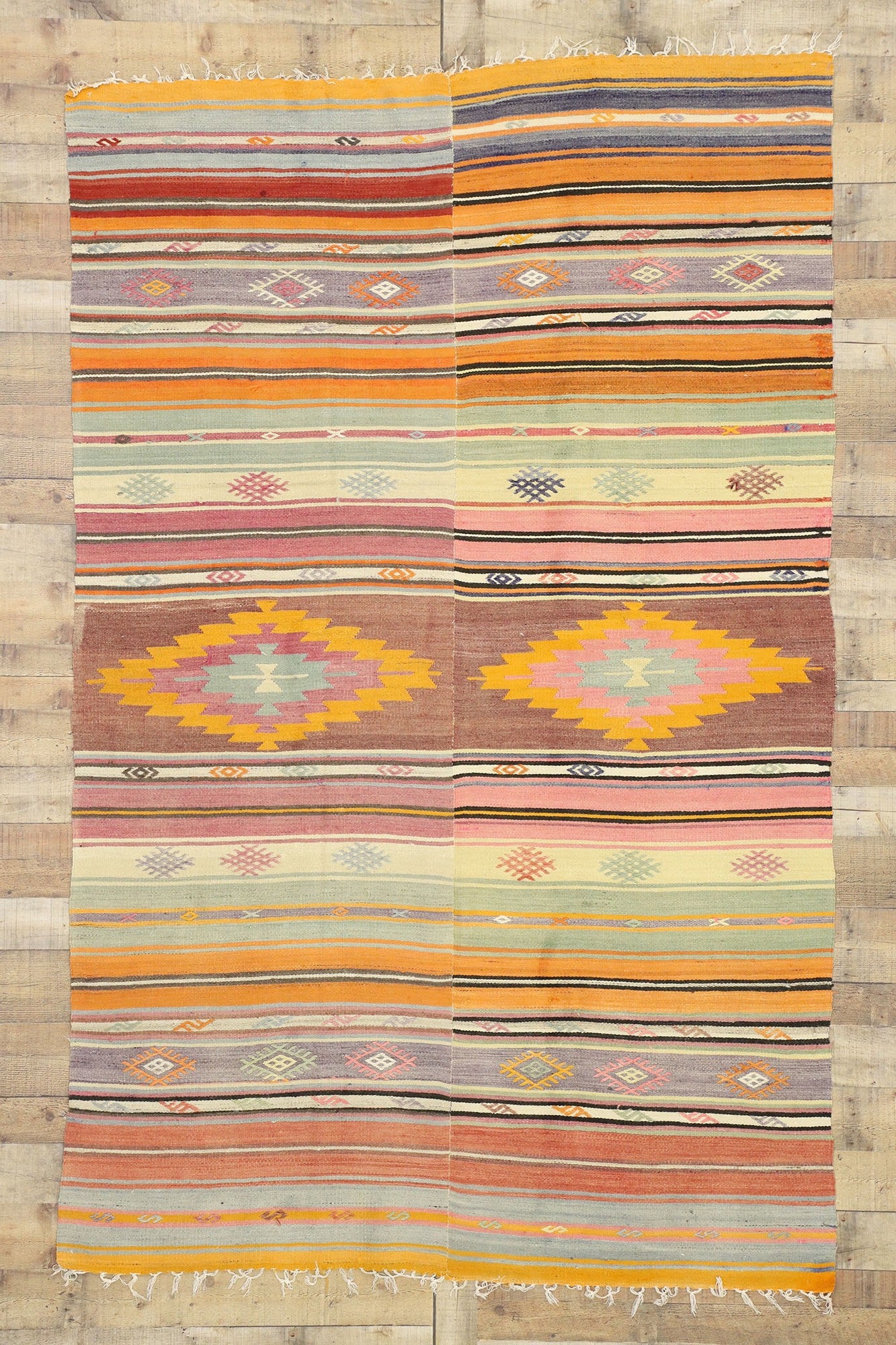 5 x 9 Vintage Turkish Kilim Rug 51271