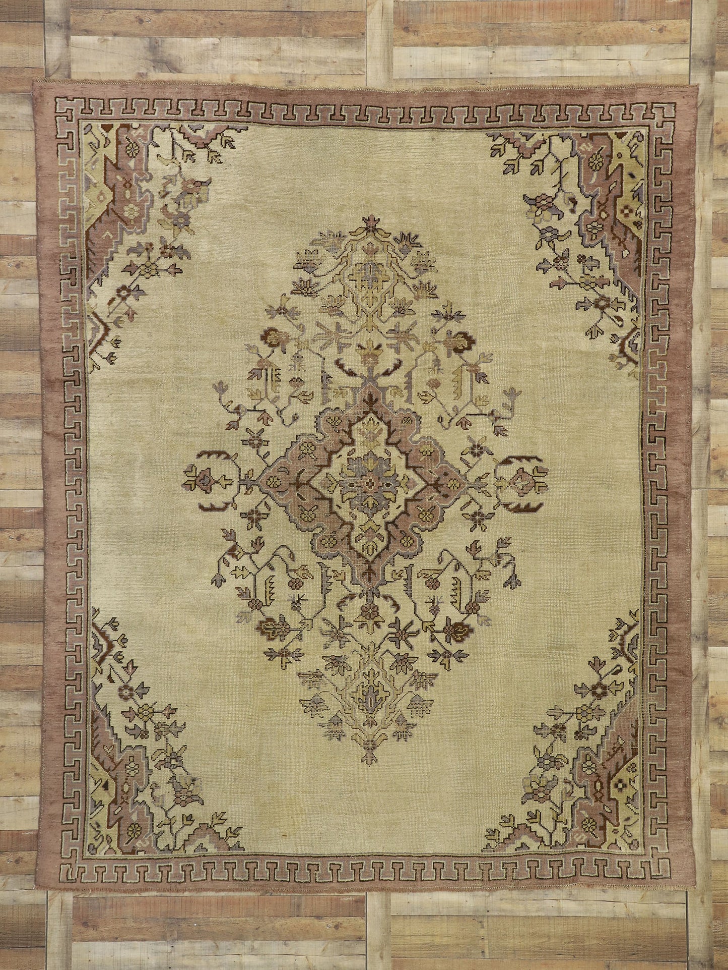 8 x 10 Vintage Turkish Oushak Rug 51452