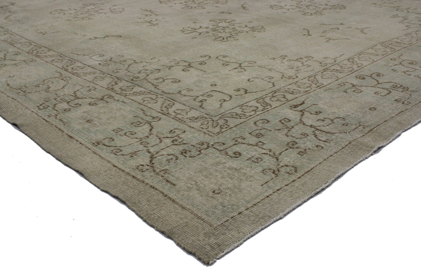 9 x 12 Vintage Sivas Rug 51540