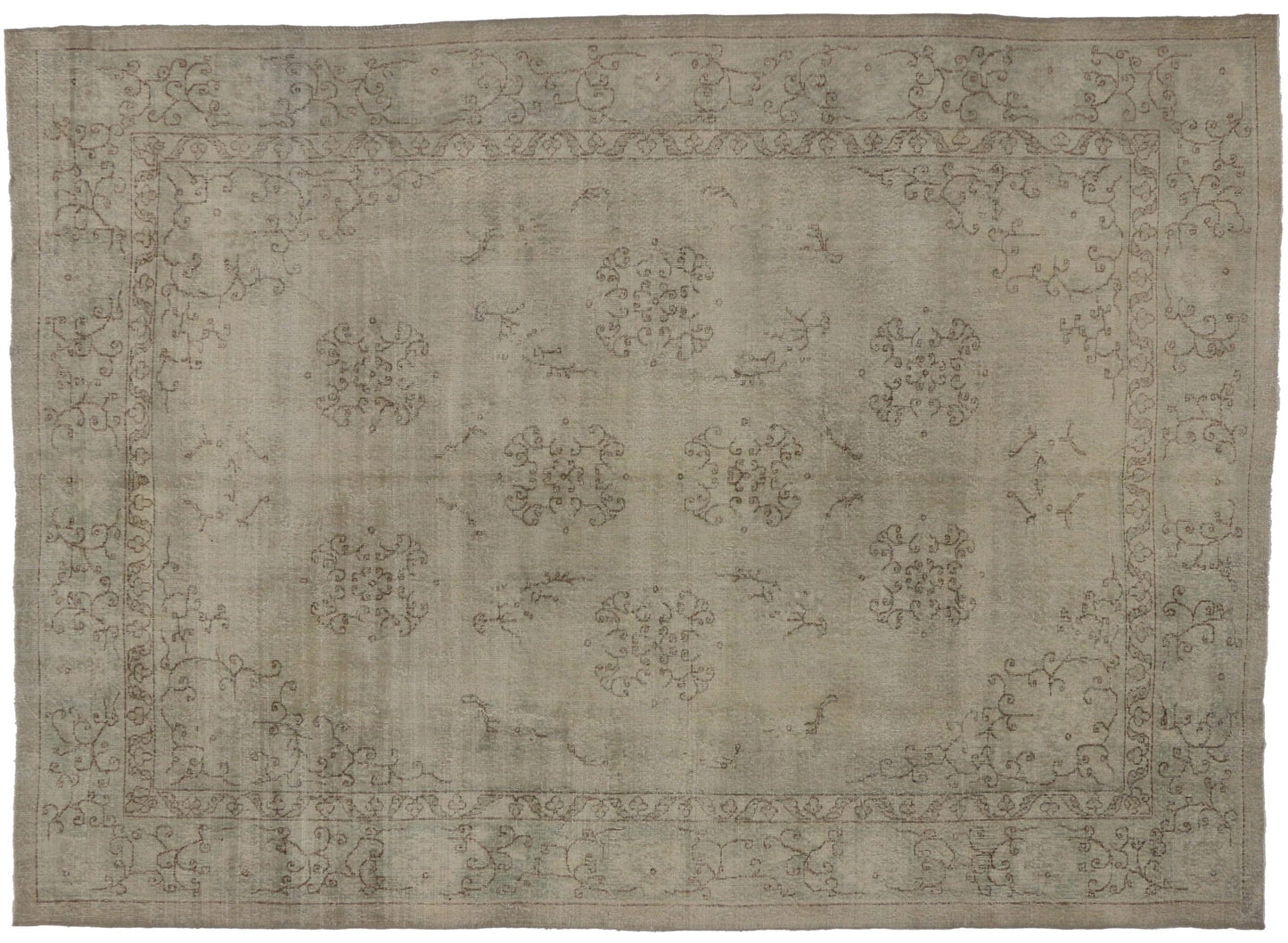 9 x 12 Vintage Sivas Rug 51540