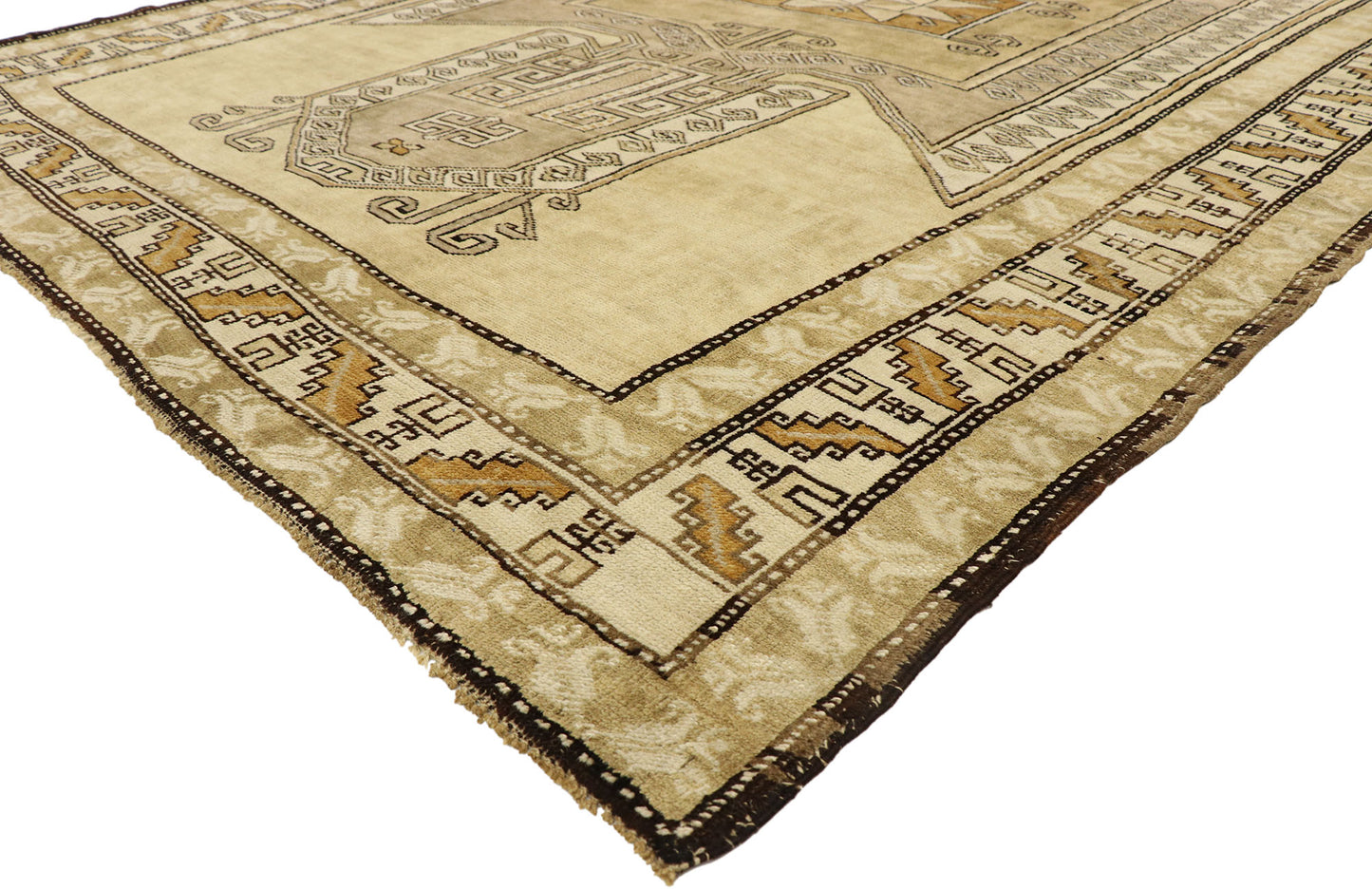 7 x 9 Vintage Turkish Kars Rug 52297
