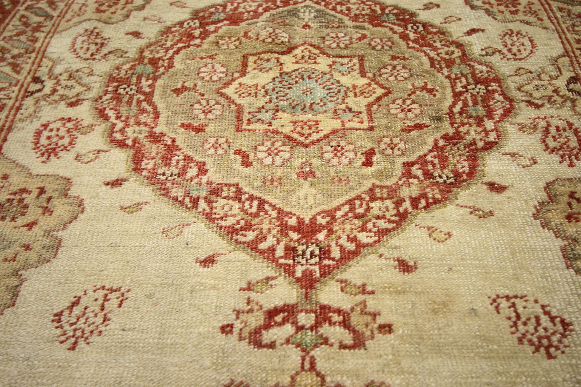 4 x 5 Vintage Turkish Oushak Rug 52325