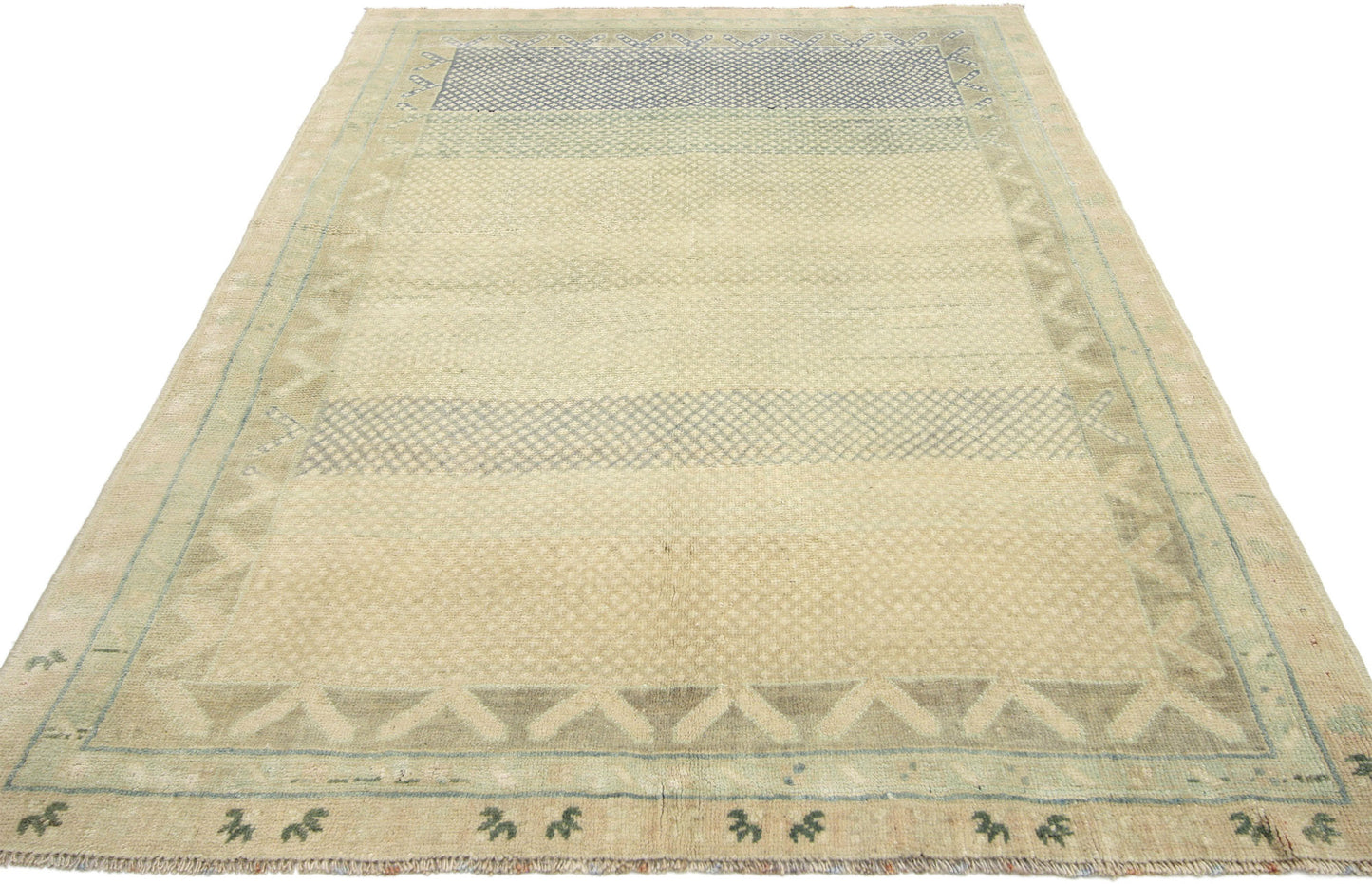 4 x 6 Vintage Turkish Oushak Rug 52423
