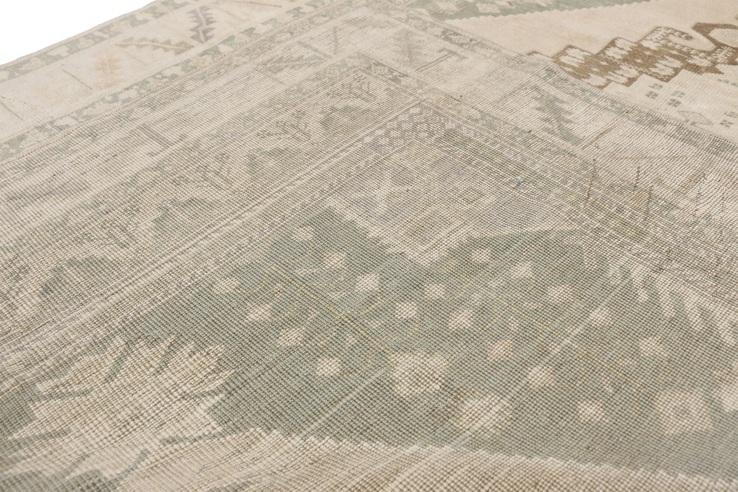 6 x 8 Vintage Oushak Rug 52439