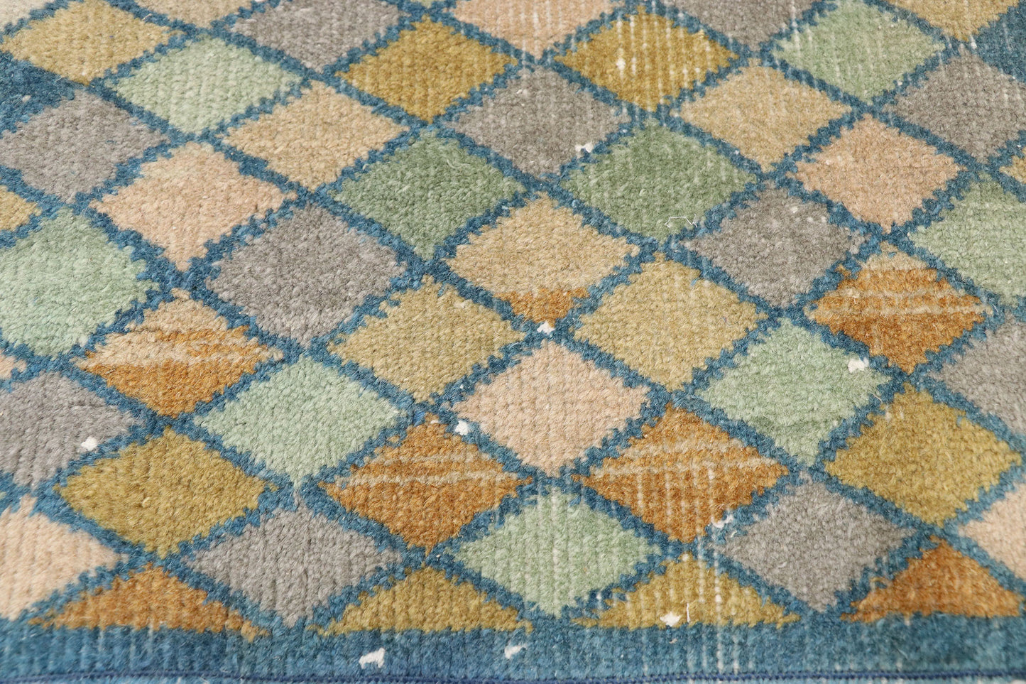 7 x 9 Zeki Muren Vintage Turkish Sivas Rug 52571