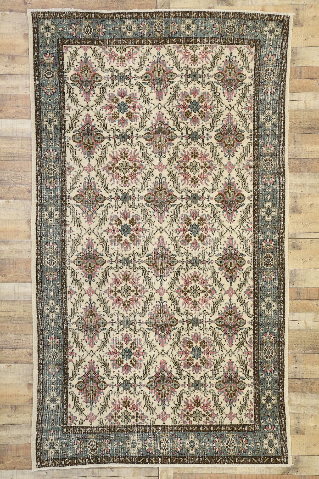 6 x 10 Zeki Muren Vintage Turkish Sivas Rug 52573