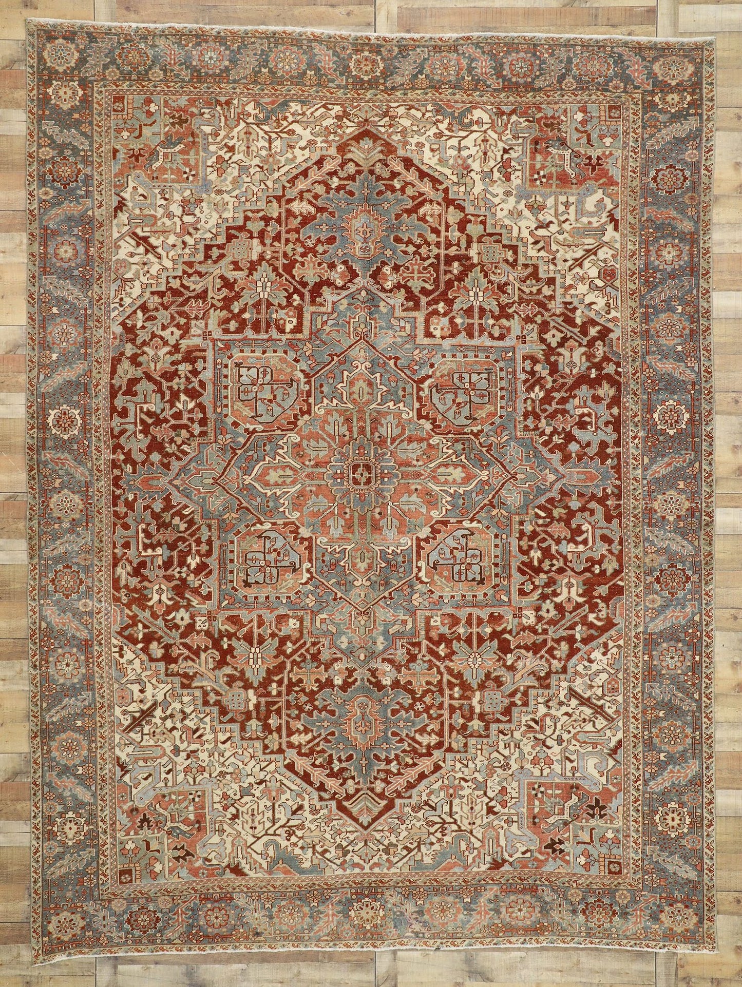10 x 13 Antique Persian Heriz Rug 52635