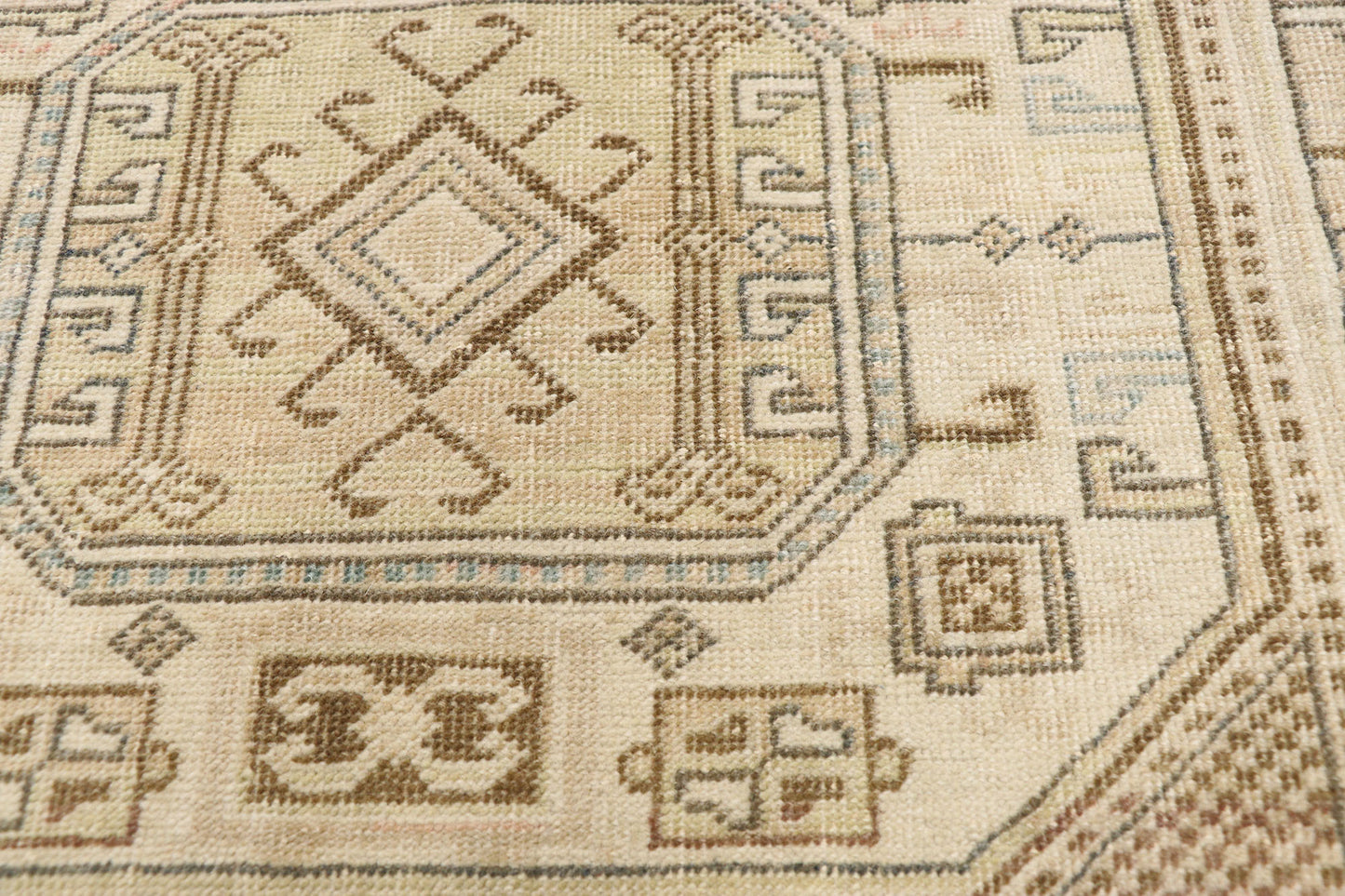 7 x 10 Vintage Turkish Sivas Rug 52658