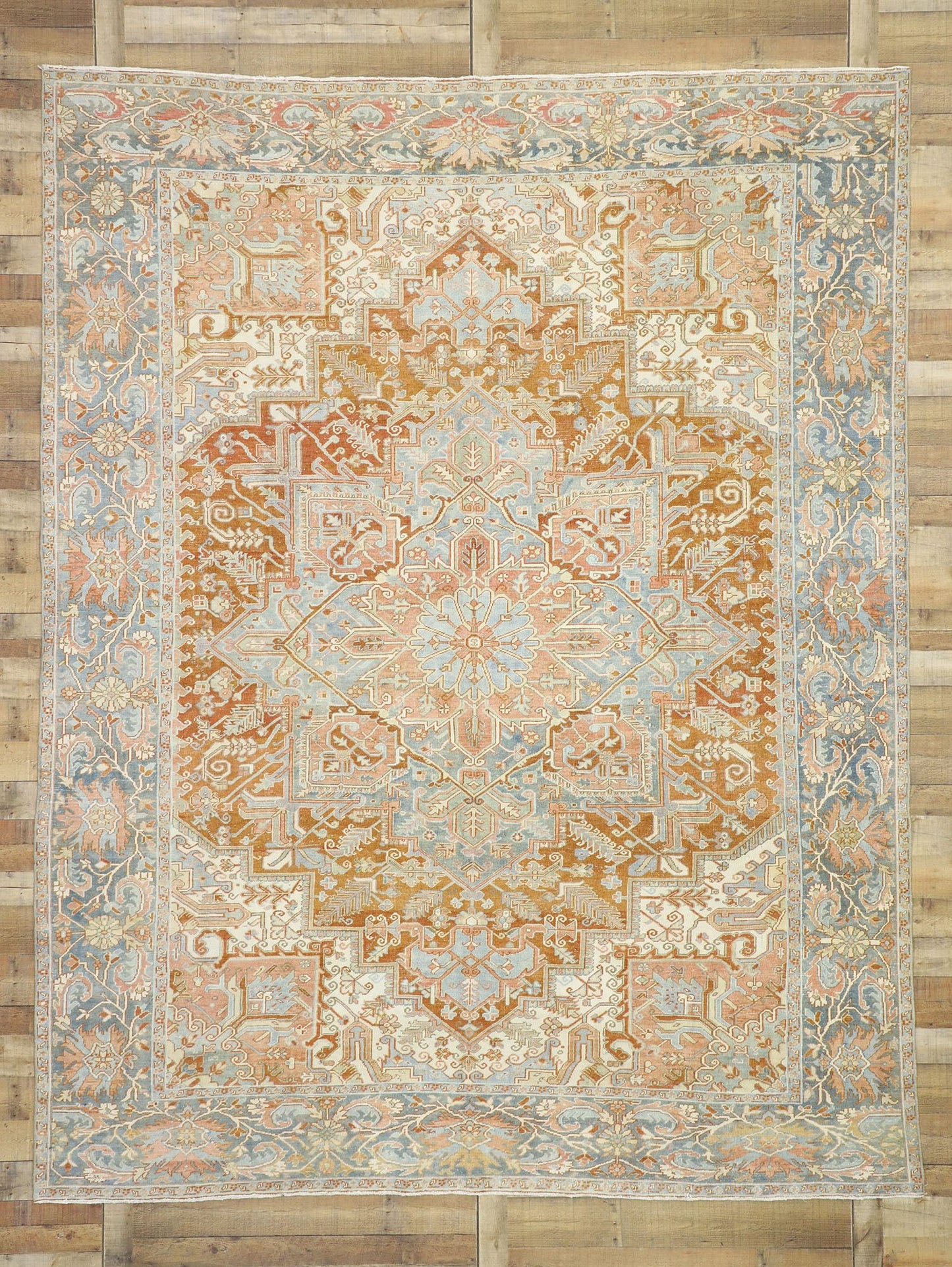 9 x 12 Antique Persian Heriz Rug 52671
