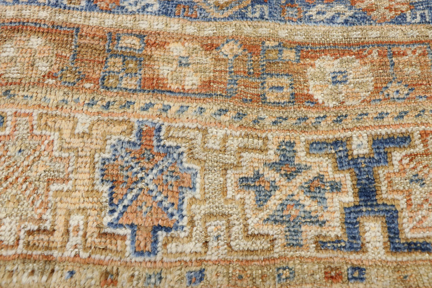 6 x 10 Antique Persian Shiraz Rug 52677