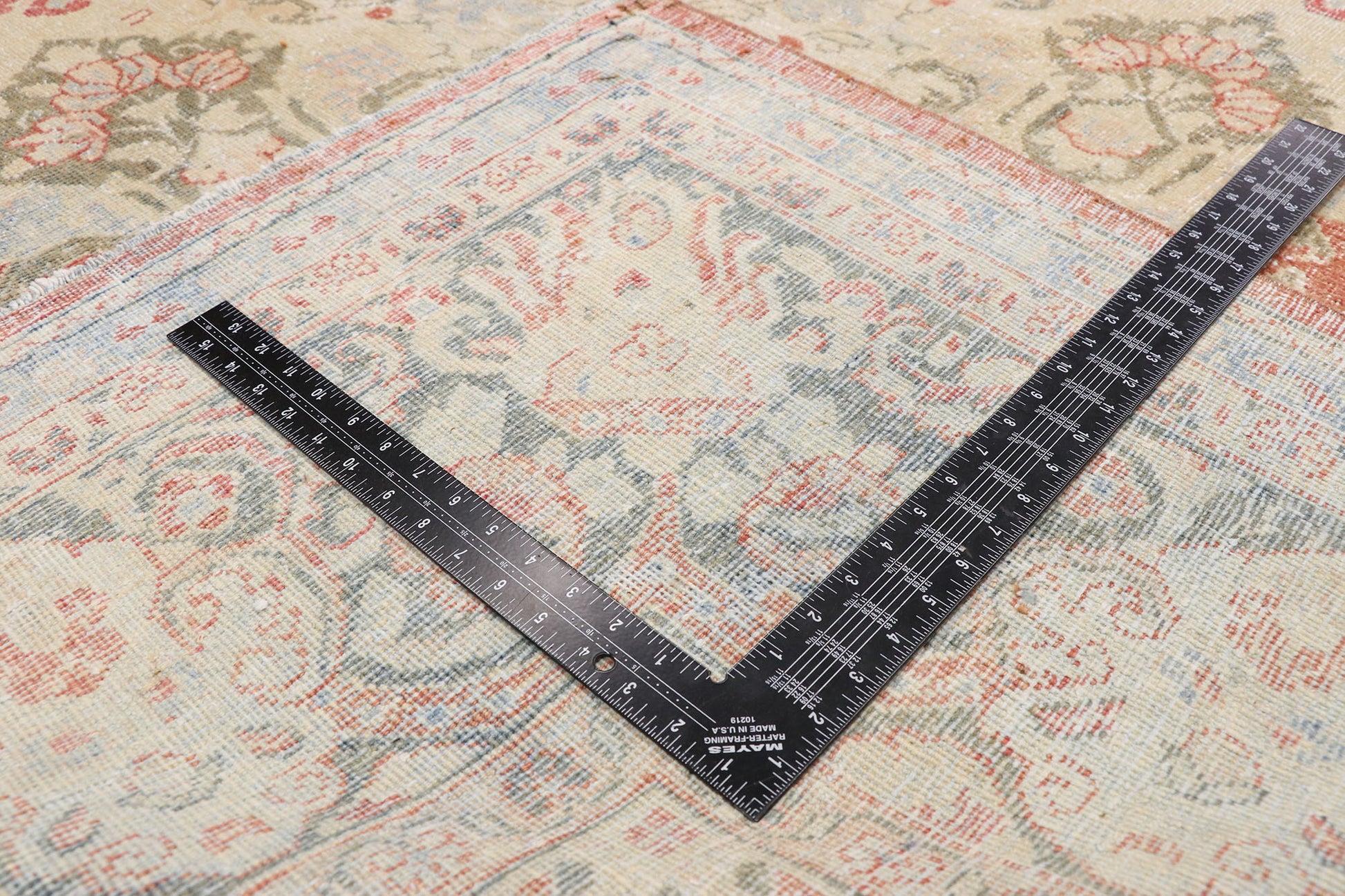 10 x 15 Vintage Persian Mahal Rug 52783
