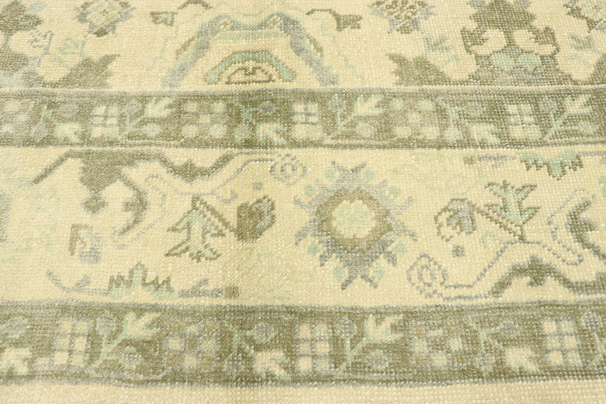 8 x 9 Turkish Oushak Rug 52923