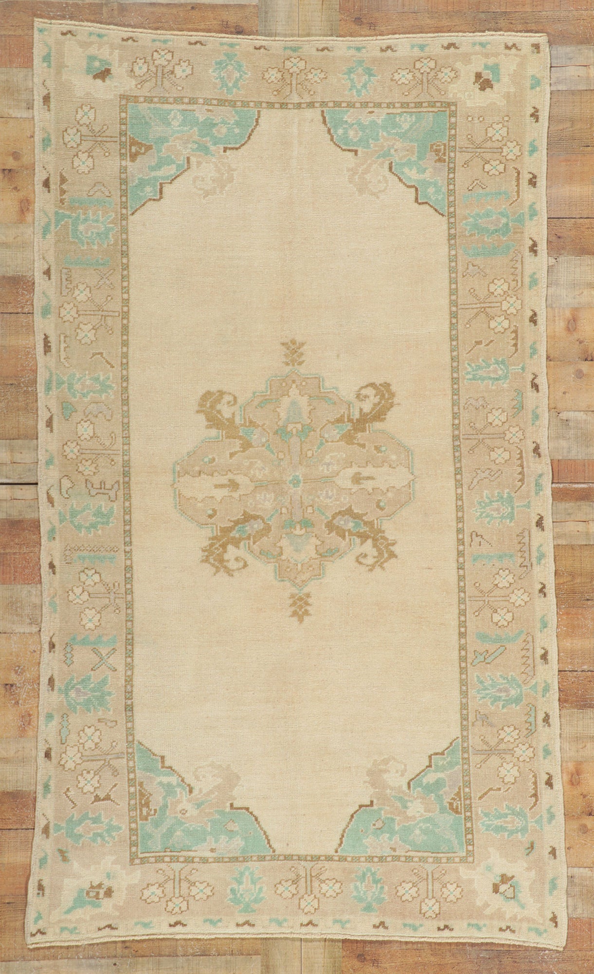 4 x 8 Vintage Turkish Oushak Rug 52972