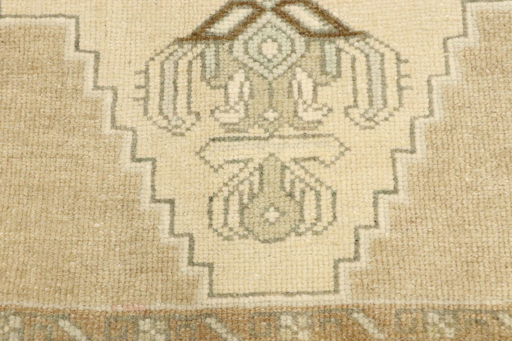 2 x 3 Vintage Turkish Oushak Rug 53016