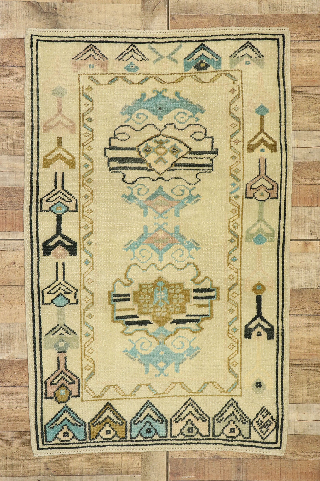 3 x 5 Vintage Turkish Oushak Rug 53017