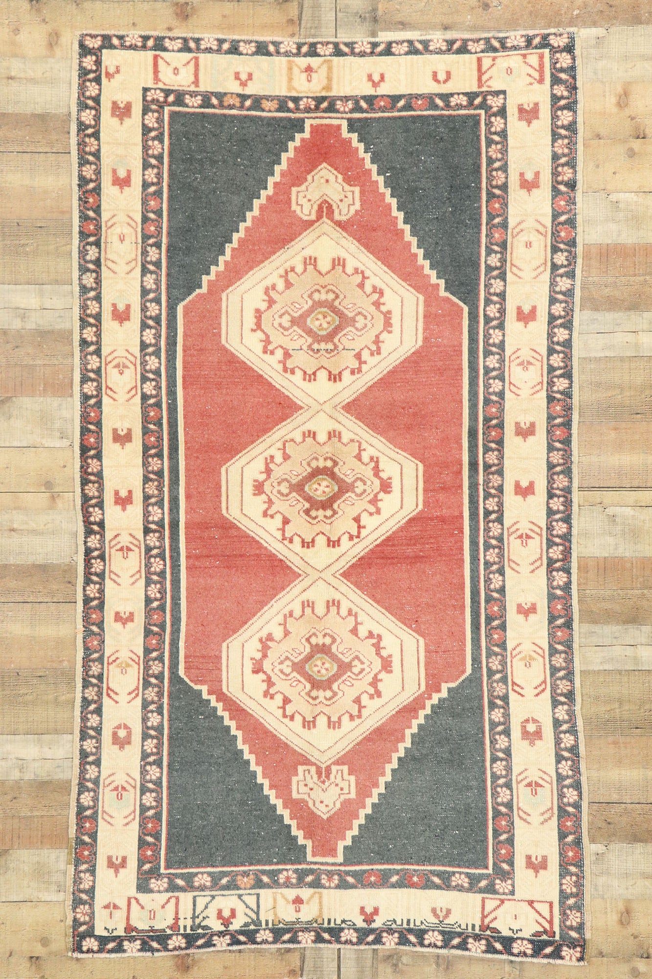 4 x 7 Vintage Turkish Oushak Rug 53043