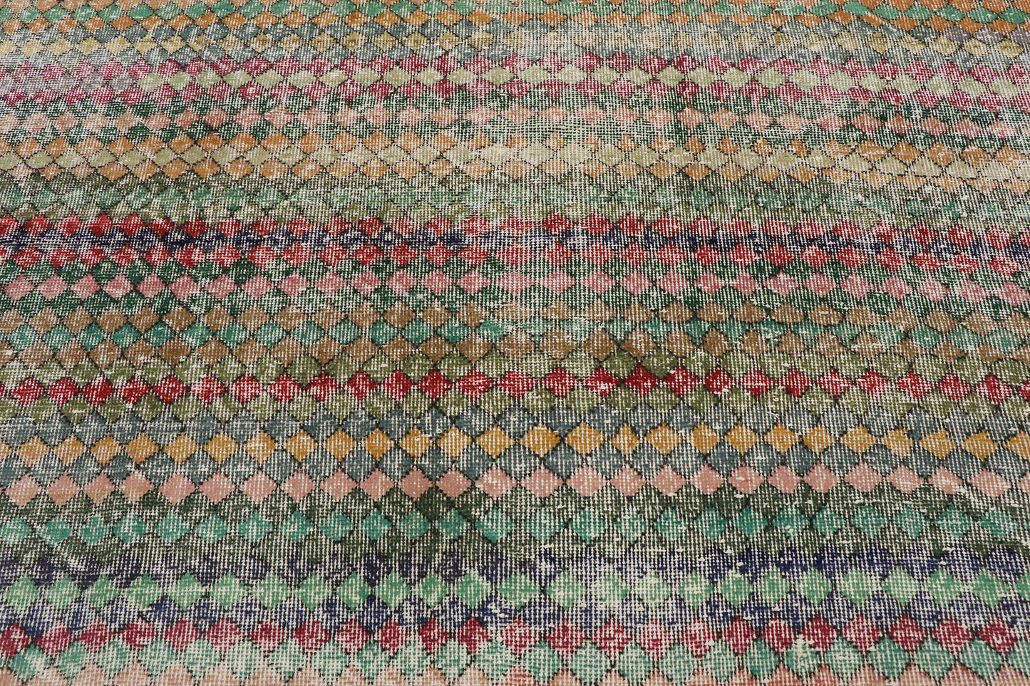 6 x 10 Vintage Turkish Sivas Rug 53295