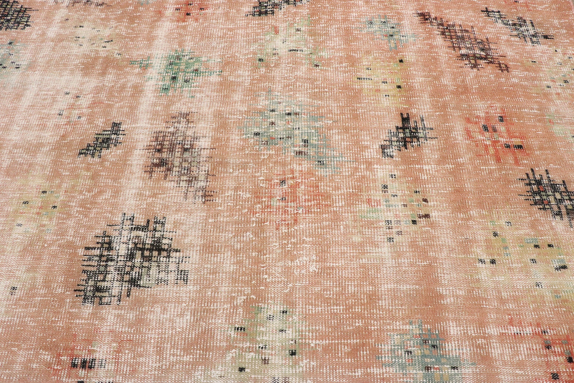 6 x 9 Zeki Muren Vintage Turkish Sivas Rug 53307