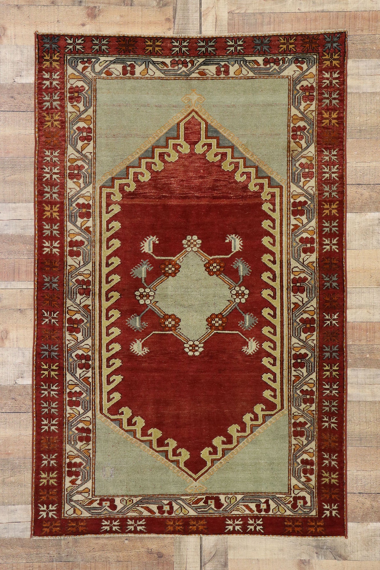 4 x 6 Vintage Turkish Oushak Rug 53394
