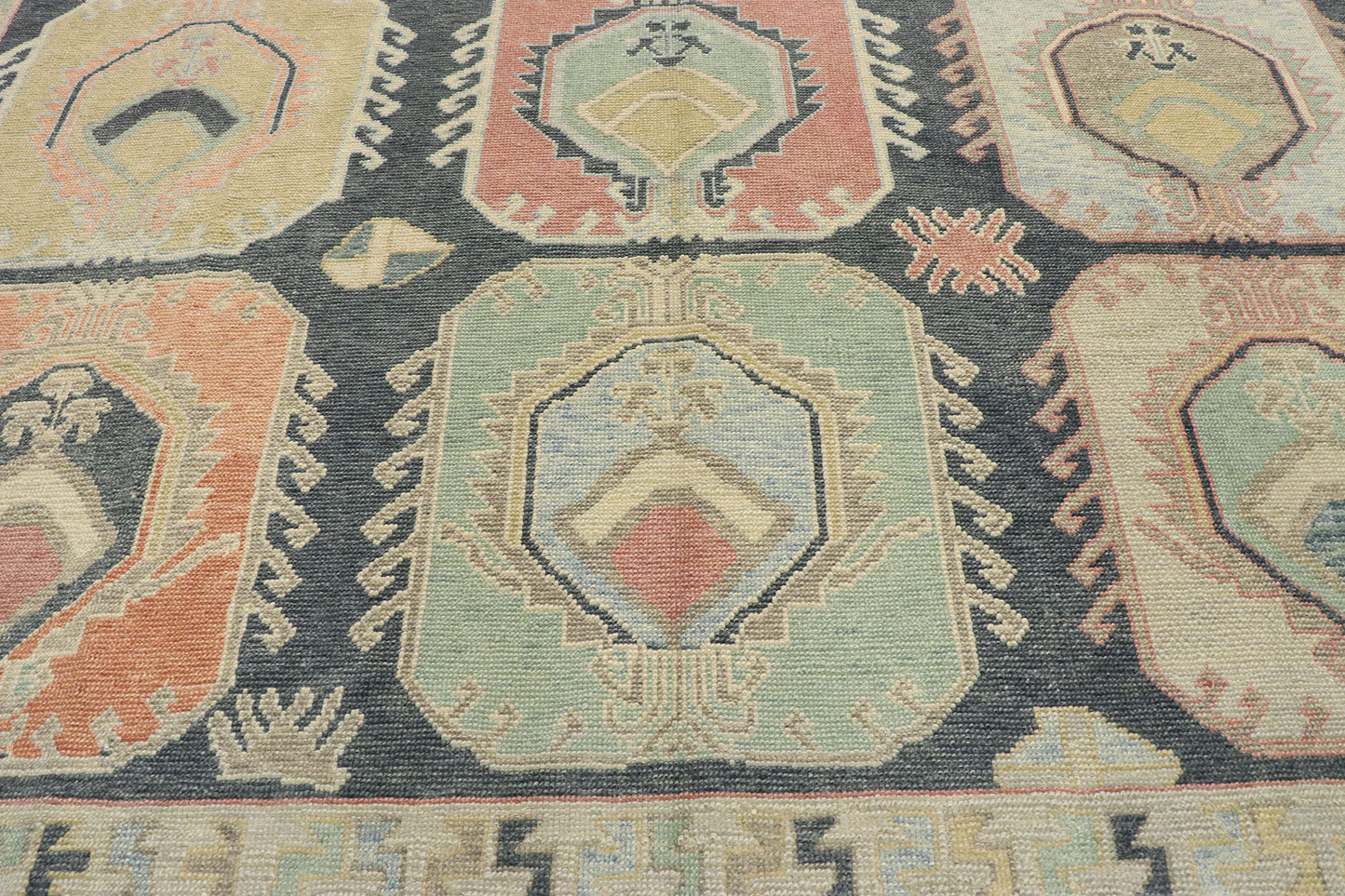 9 x 13 Contemporary Turkish Oushak Rug 53409